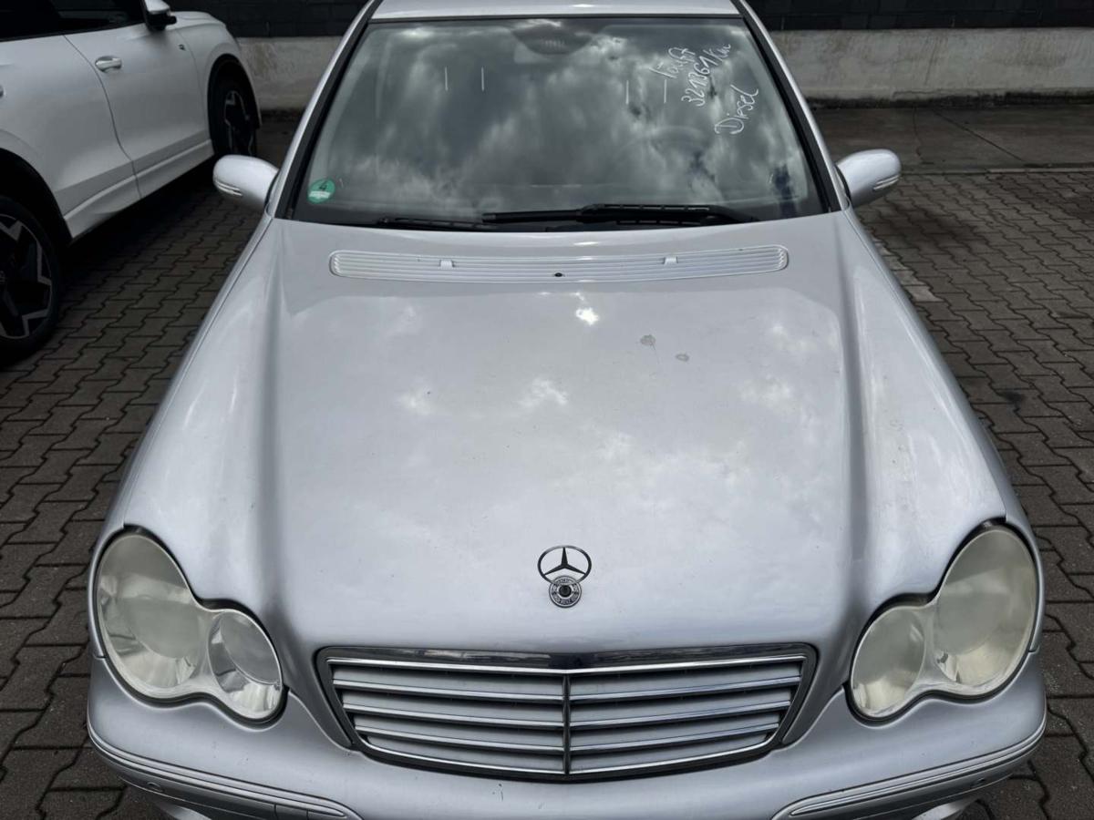 Mercedes C Klasse 203 original Motorhaube 775 Iridiumsilbermetallic Bj.2006